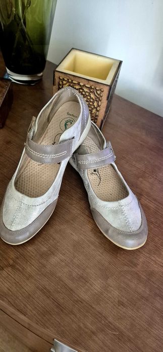 Lekkie pólbuty damskie profilowane 40