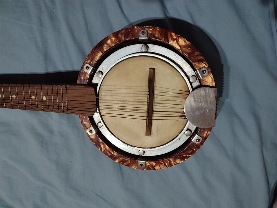 Banjo 8-ro strunowe