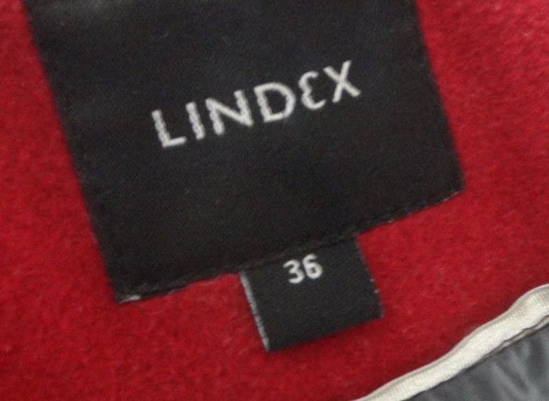 Czerwony płaszczyk Lindex roz. S-M