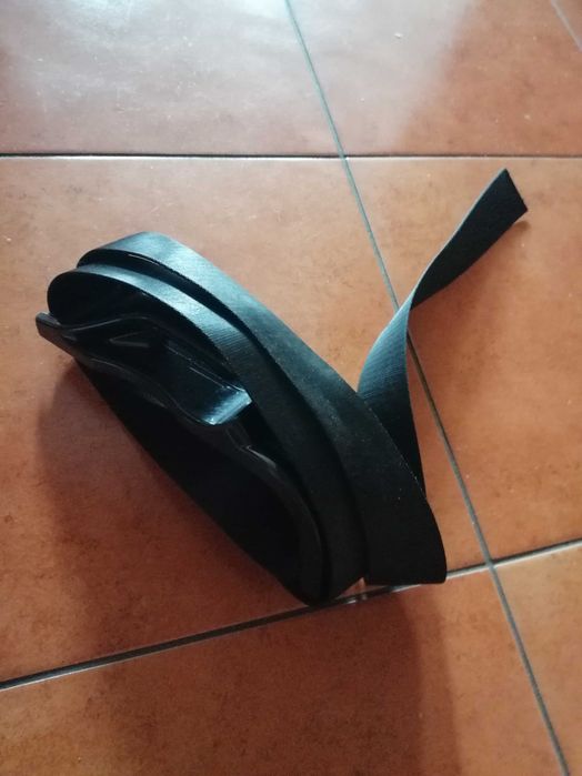 Adapter do pasów bezpieczeństwa w ciąży