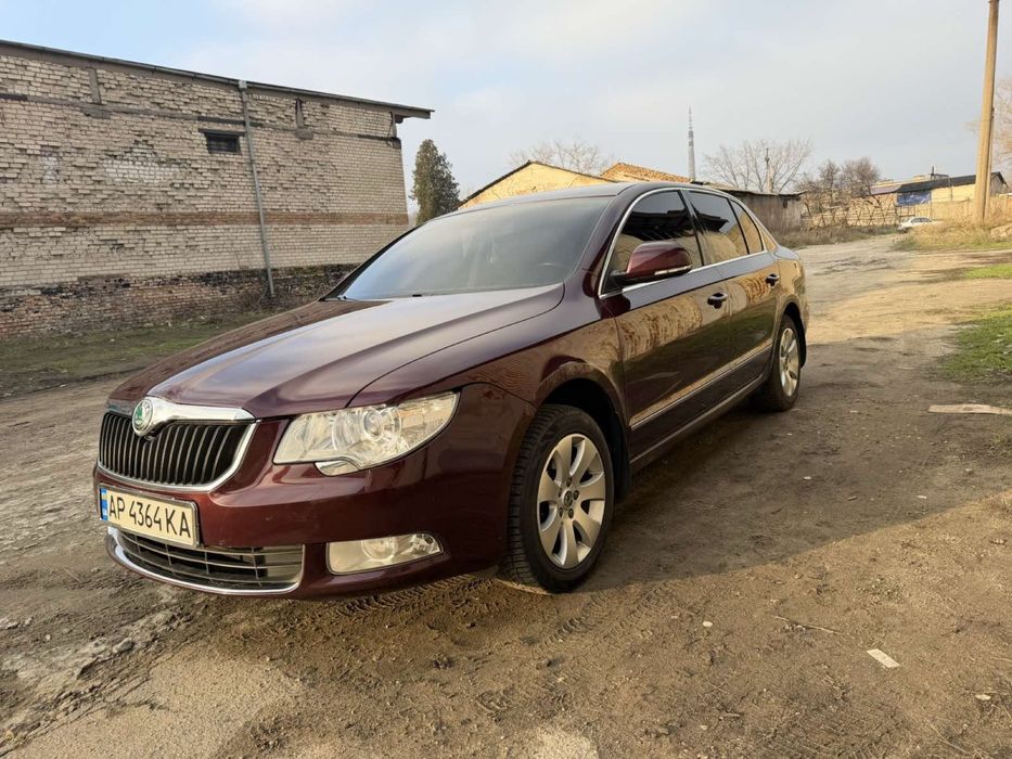 Skoda super b 2011р