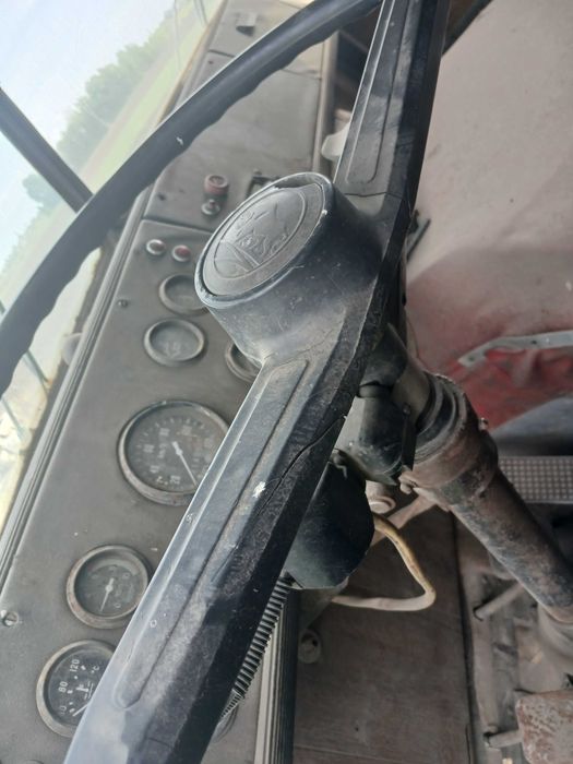 Продам маз 503..