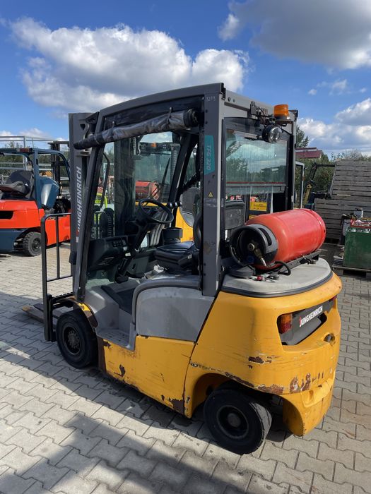 Wózek widłowy JUNGHEINRICH TFG320 Triplex maszt