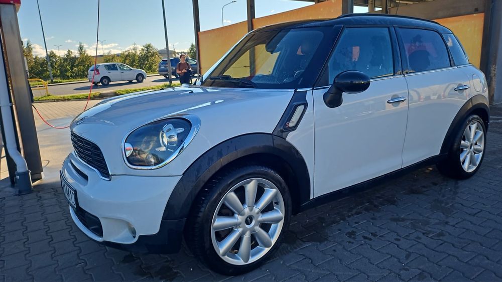 Mini countryman