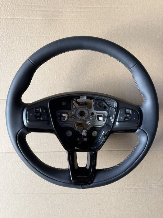 Руль Кермо Audi Tesla Kia  Ford  Honda Chevrolet Volvo Hyundai Cadillac.