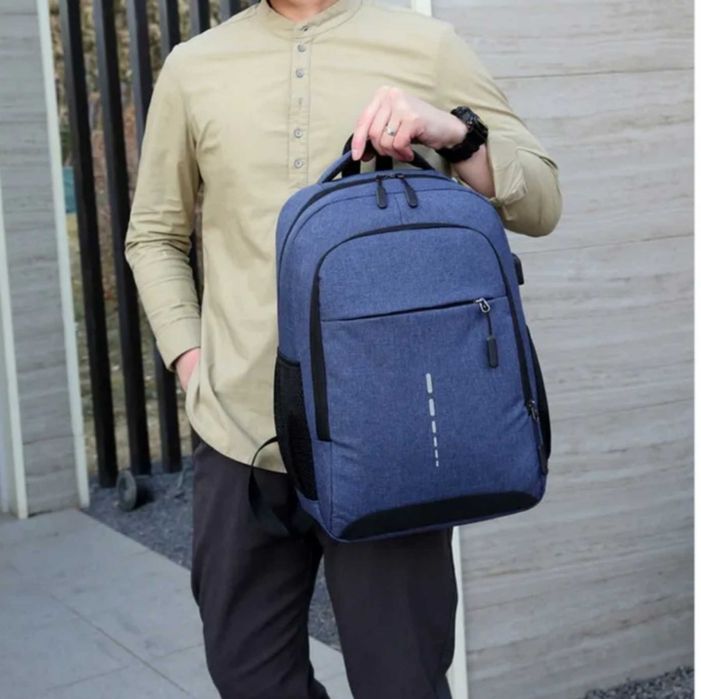 Рюкзак мужской городской LCS. Цвет: черный, синий.