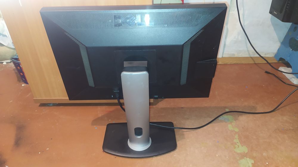 Монітор DELL 22" P2210t  TN/ VGA/ DVI/ Display Port, USB