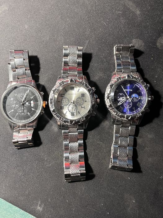 Часы новые 3 цвета циферблата