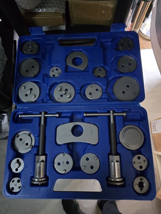 Ferramentas de pastilhas do carro