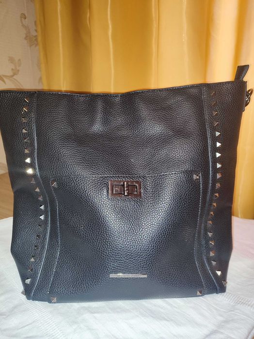 Кожаная вместительная сумка