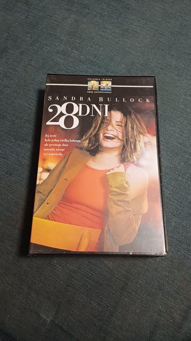 28dni kaseta vhs
