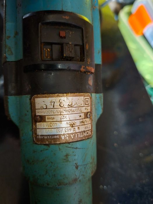 Berbequim Bosch 400 w