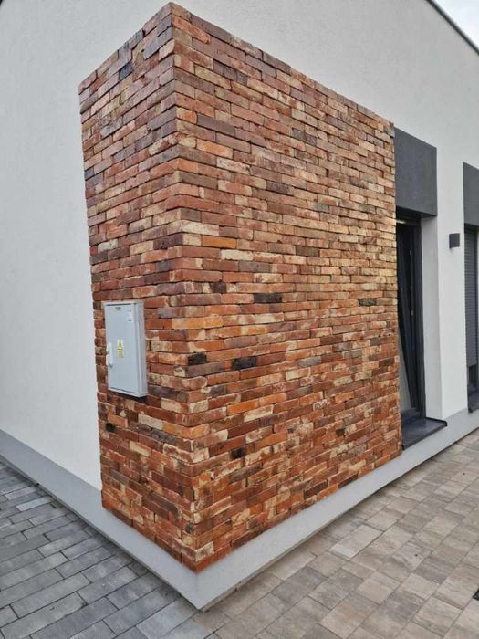 Lica z cegły wyprzedaż