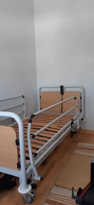 Cama Articulada em Estado Novo com Comando