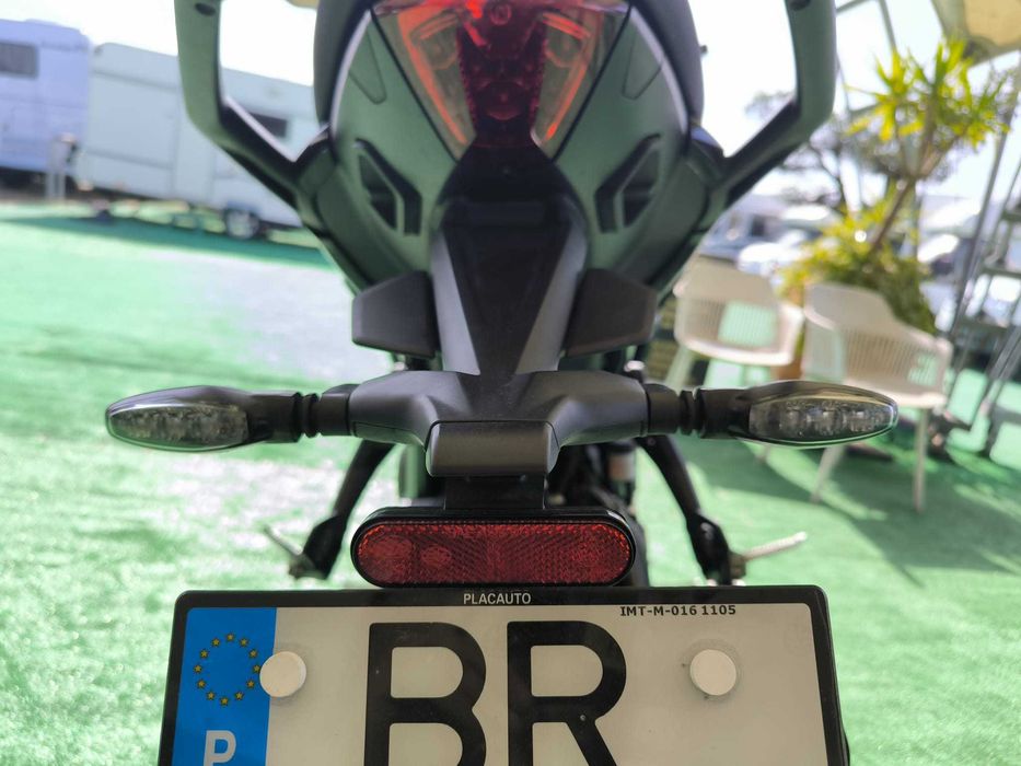 Moto Triumph Tiger 800cc 115cv