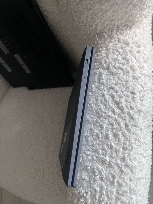 Asus chromebook plus 14 CX3402CVA 2025р сенсорний i3-1315u 8/256gb 14 FHDips