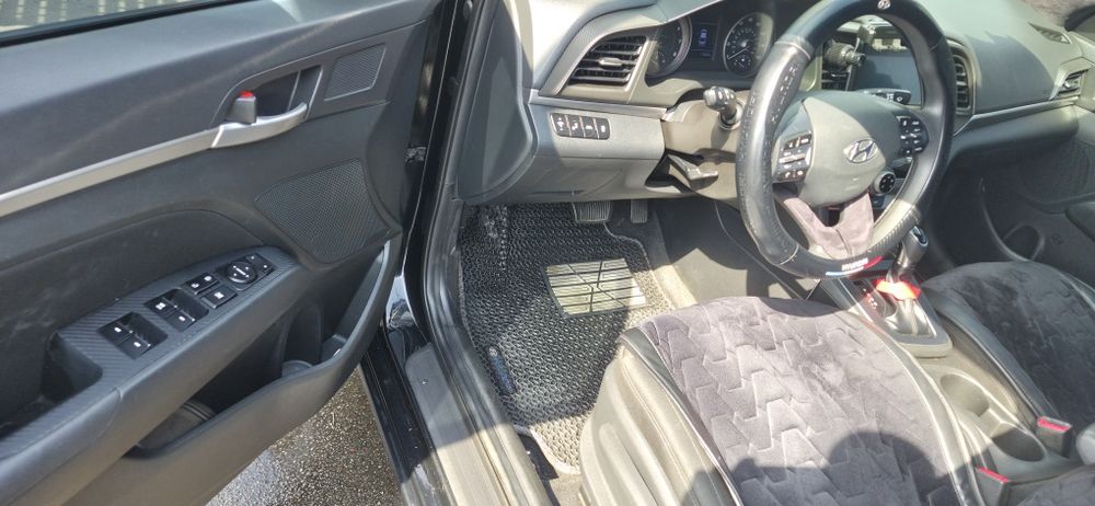 Hyundai Elantra 2019 VIN 5NPD84LF5KH444210 фото оголошення 8 з 13