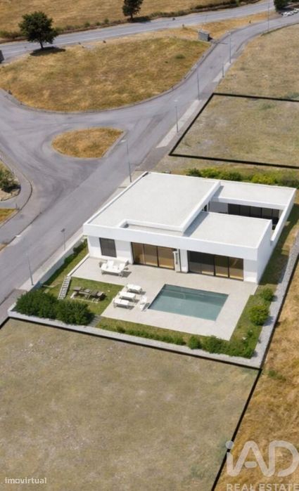 Terreno em Almeida de 540,00 m2