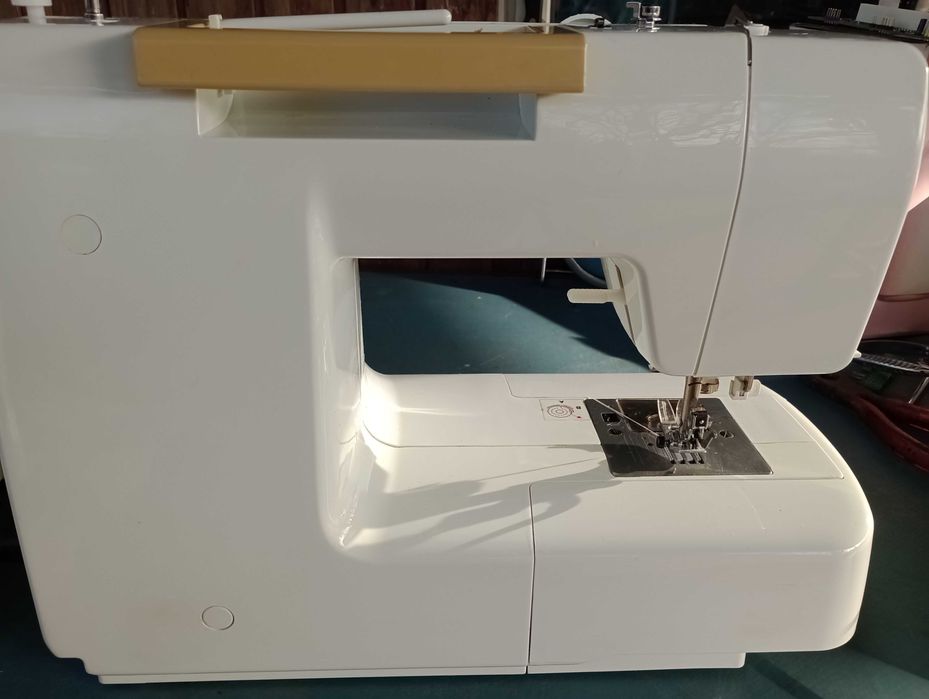 швейная машинка Viking Huskystar C10