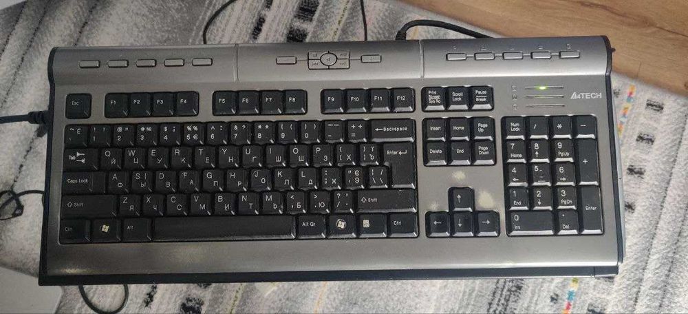 Системний блок ASUS Intel Core 2 Quad Q9300 8GB NVIDIA GeForce 9600GT