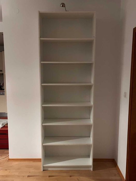 [REZERWACJA] Oddam trzy regały na książki Billy