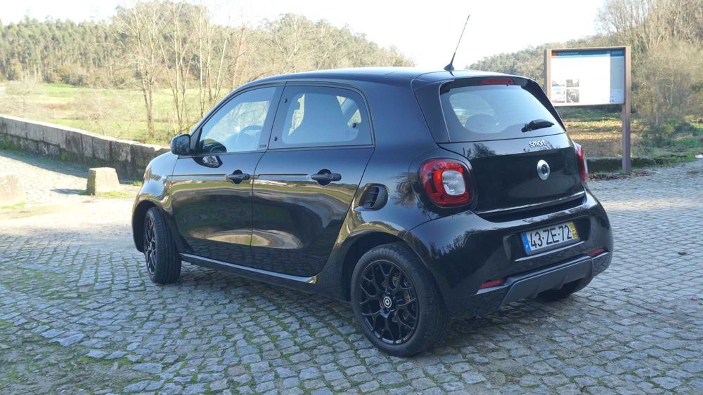 Smart ForFour 0.9 Turbo Passion - Aut. - 2019 - Manutenção Oficial