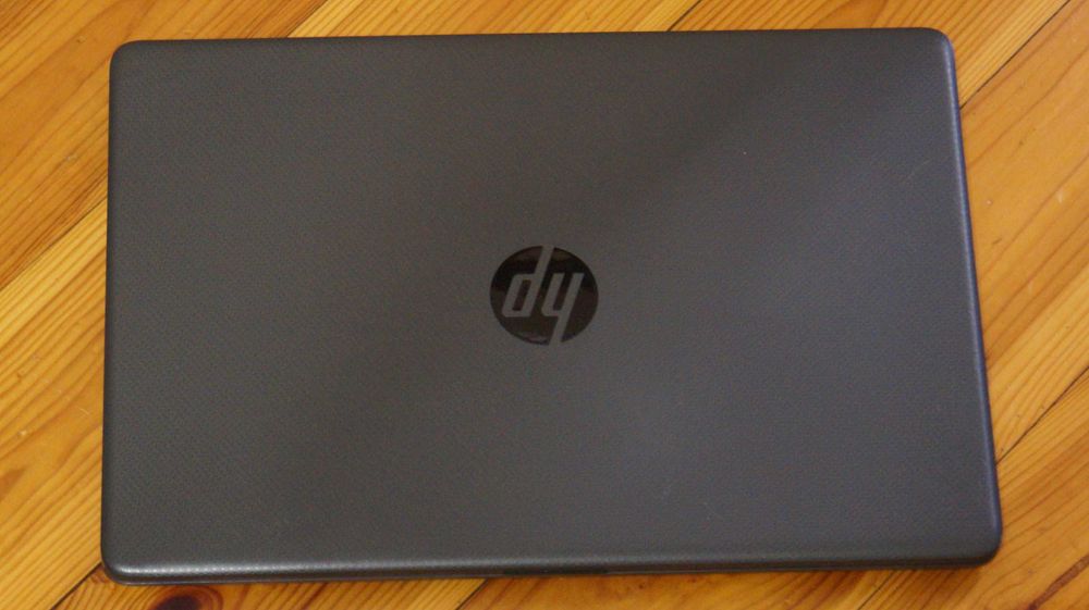 Ноутбук HP IPS 15.6"/Ryzen 3 3250u/16Gb DDR4/256GB SSD