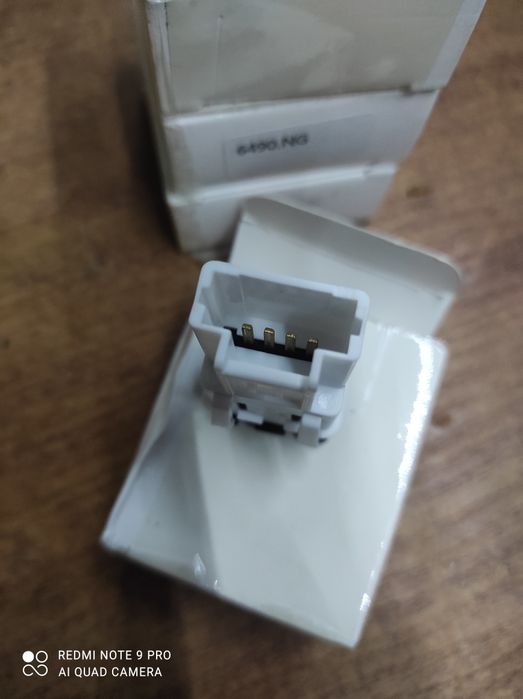 Кнопка аварийки Peugeot 107 Citroen C1 Aygo Пежо 107 Ситроен с1 Айго