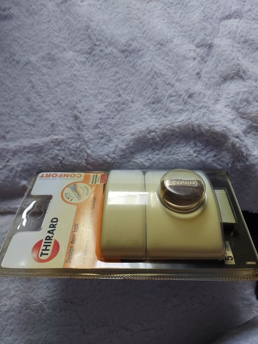 Sprzedam solidny zamek