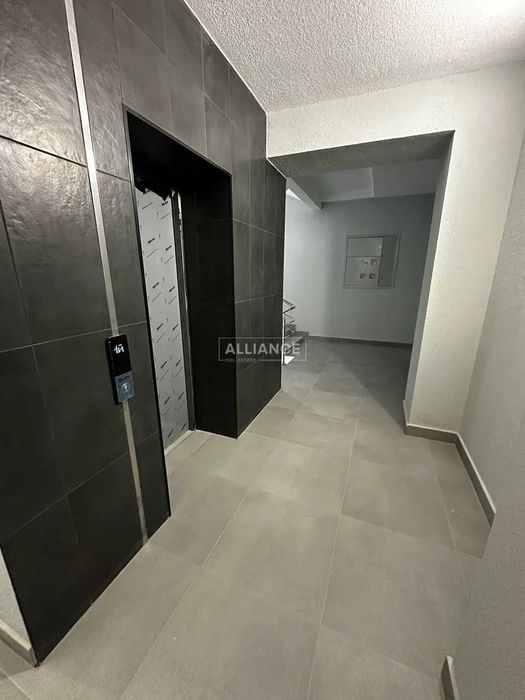 Продам здану 2к квартиру в ЖК козацький