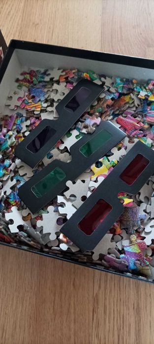 Цікаві пазли з окулярами