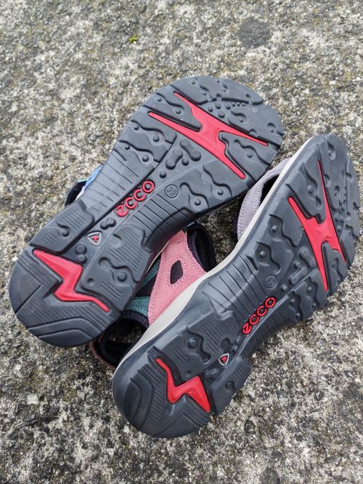 Босоніжки, сандалі Ecco Offroad р. 39(25см)