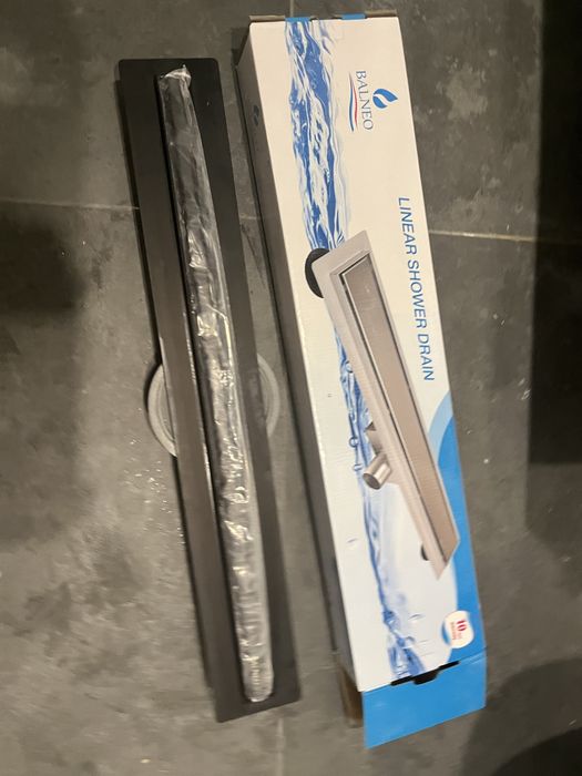 Odpływ liniowy Balneo 60 czarny mat