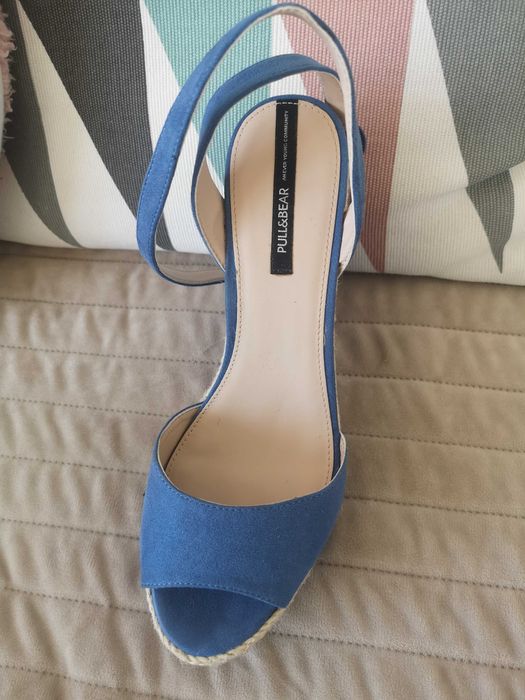 Buty Pull&Bear. Rozmiar 38