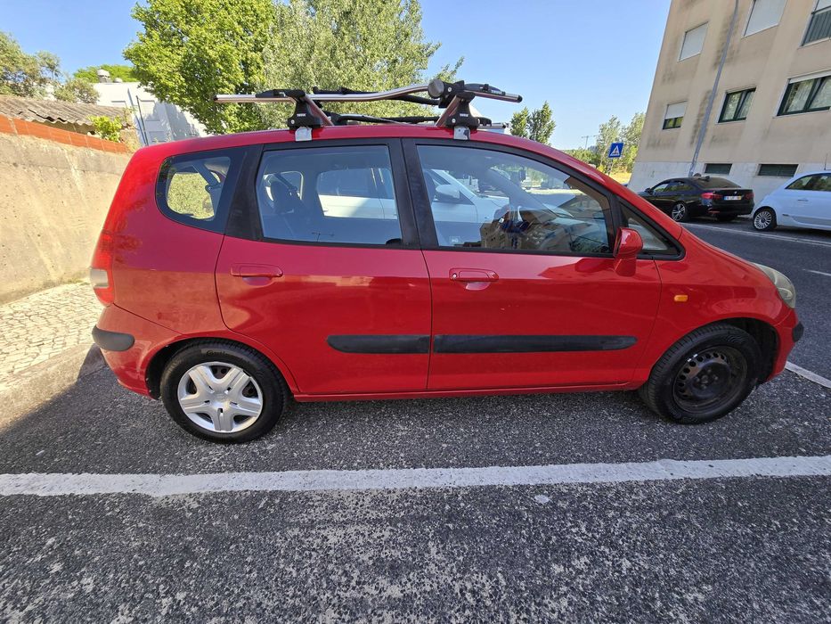 Honda Jazz 1.2 2002 – Carro de Família