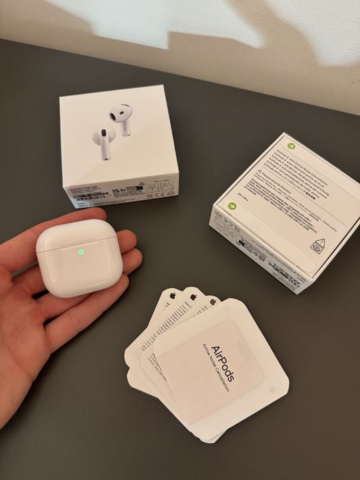 Słuchawki AirPods 4 ANC