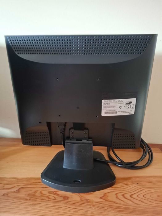 Monitor Samtron 73v de 17 polegadas446478747362938881