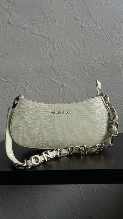 Сумочка Valentino