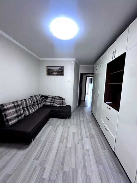 Продам 3х комн кв м Левада (Гагарина) 4/9 с капитальным ремонтом