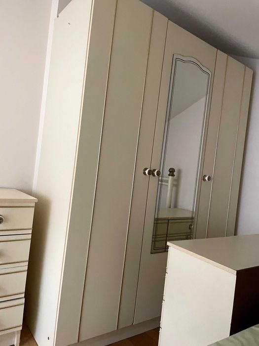 Conjunto de móveis para quarto vintage