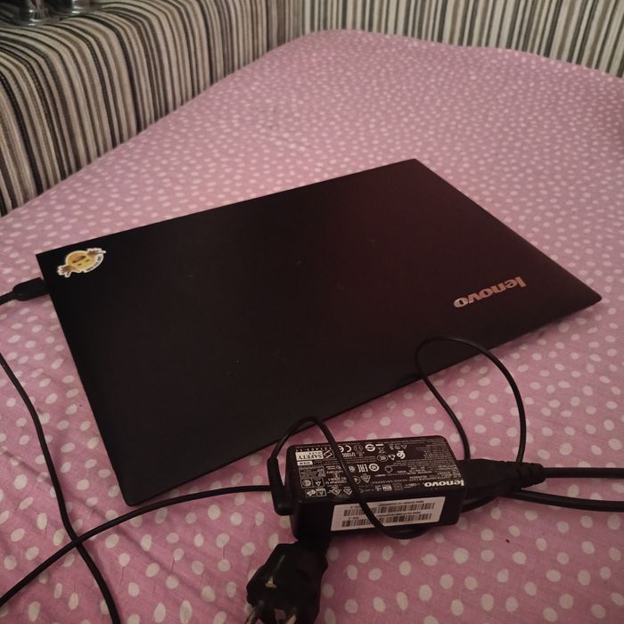 Продам б/у ноутбук Lenovo