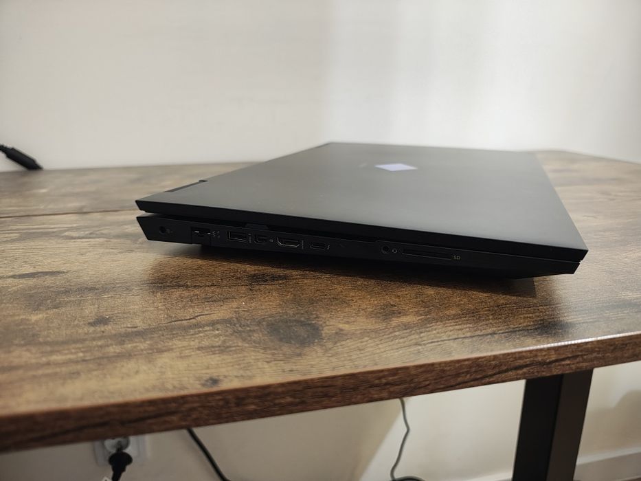 Laptop gamingowy Hp Omen 17 RTX4070 i7 13700hx 16GB ddr5 165Hz