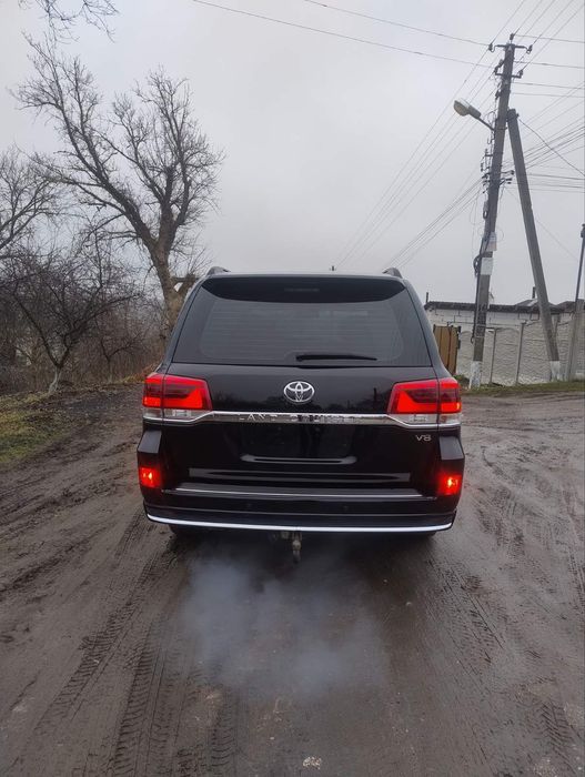 Land Cruser 200.   2010 г.в. 4.5 disel