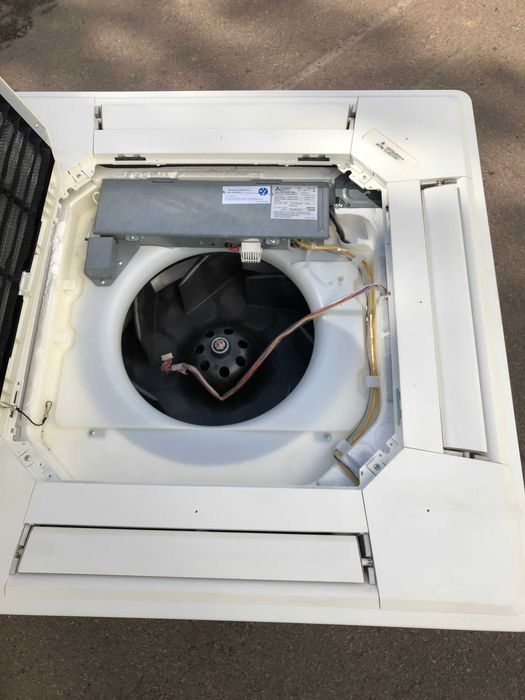 Кондиціонер інверторний касетний Mitsubishi Electric до 70 м²