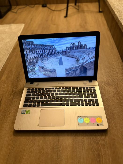 Portátil ASUS f541