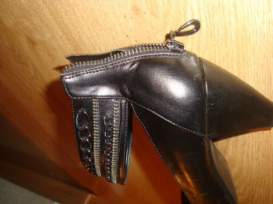 czarne buty tj na zdjeciu