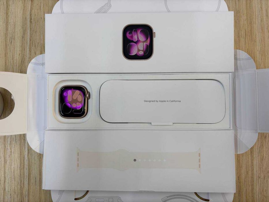/8354/ Apple Watch Series 11 42mm Rose Gold Light Blush S. Band - S/M