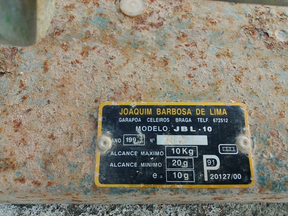 Balança antiga para restauro