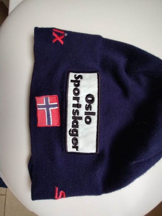 Czapka SWIX super hafty z pomponem Oslo Sportslager Zdjęcia są prześwi