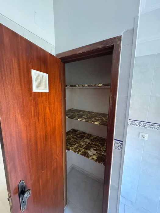 3° andar - T2 para arrendar na Quinta do Conde